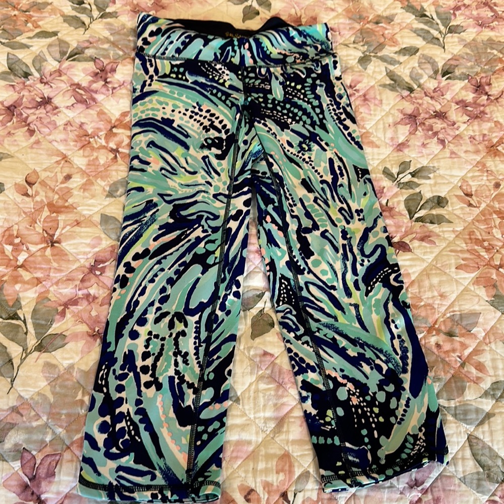 Size S Lilly Pulitzer Cropped Leggings